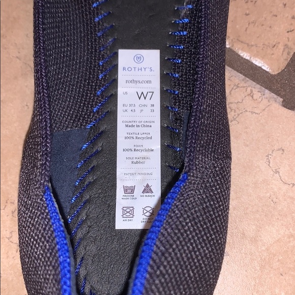 Rothy’s The Point, Black, size 7 - Picture 4 of 7